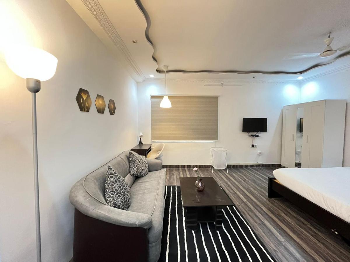Bedchambers Serviced Apartments, Hajdarabad Zewnętrze zdjęcie